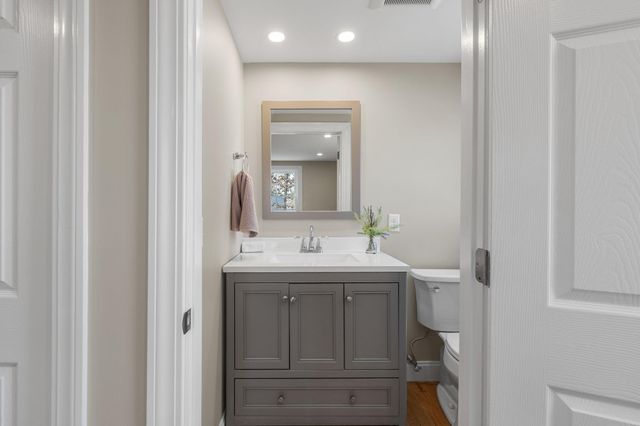 86 Pompano Road, Yarmouth Port, MA 02675