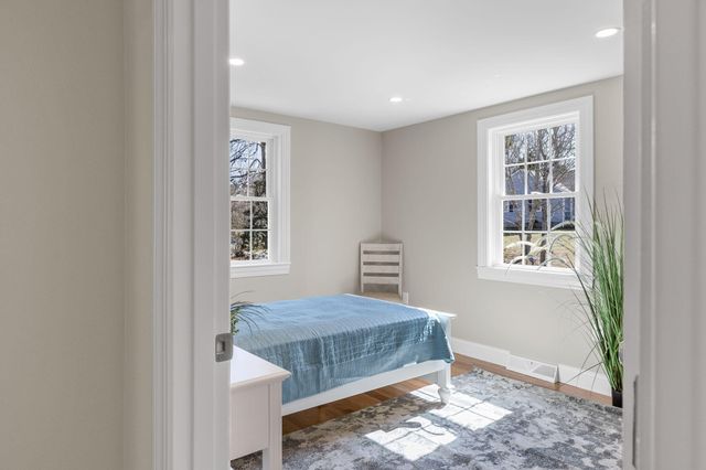 86 Pompano Road, Yarmouth Port, MA 02675