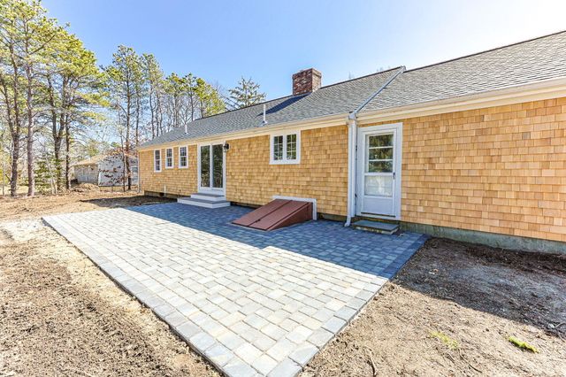 86 Pompano Road, Yarmouth Port, MA 02675