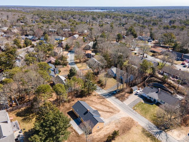 86 Pompano Road, Yarmouth Port, MA 02675