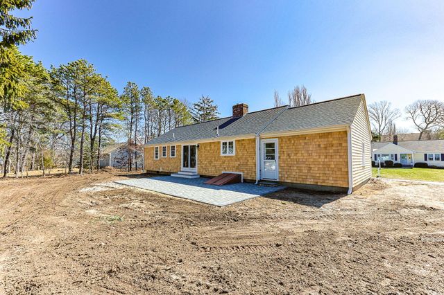 86 Pompano Road, Yarmouth Port, MA 02675
