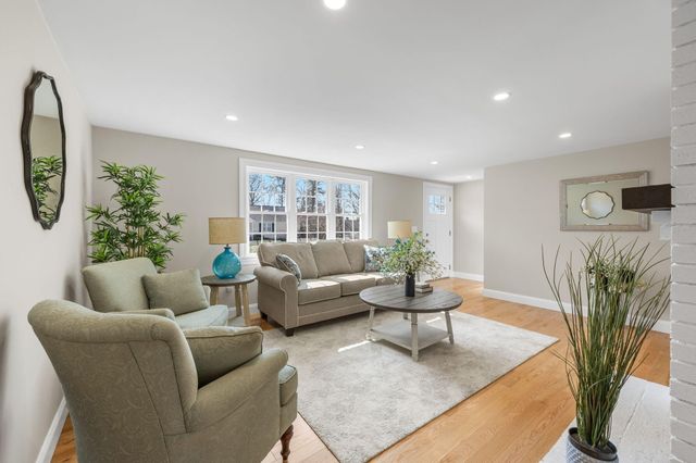 86 Pompano Road, Yarmouth Port, MA 02675