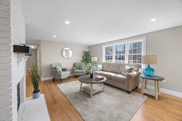 86 Pompano Road, Yarmouth Port, MA 02675