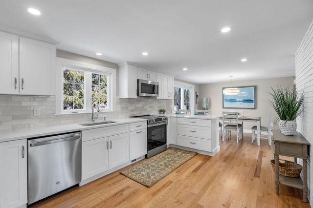 86 Pompano Road, Yarmouth Port, MA 02675