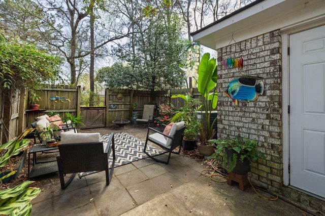 1289 Mathis Ferry Road, Mount Pleasant, SC 29464