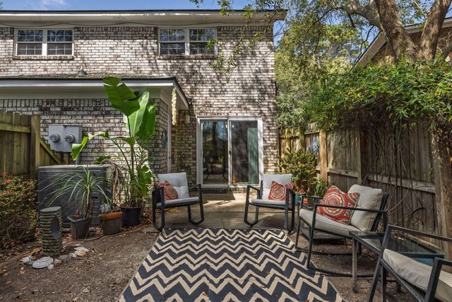 1289 Mathis Ferry Road, Mount Pleasant, SC 29464