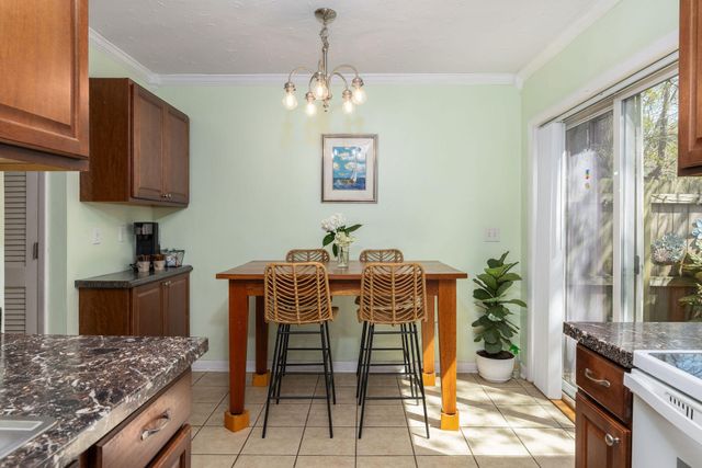 1289 Mathis Ferry Road, Mount Pleasant, SC 29464