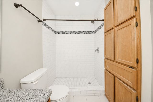2927 Peninsula Way, Carrollton, TX 75007