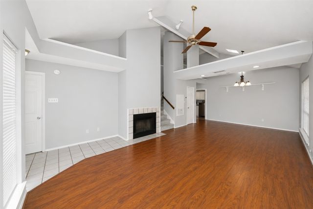 2927 Peninsula Way, Carrollton, TX 75007