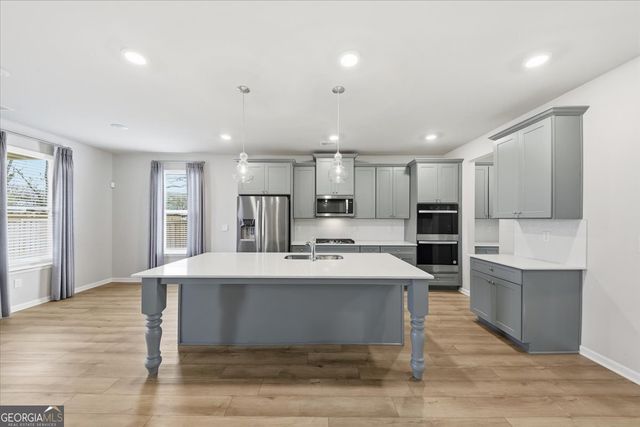 920 Melville Drive, Stockbridge, GA 30281