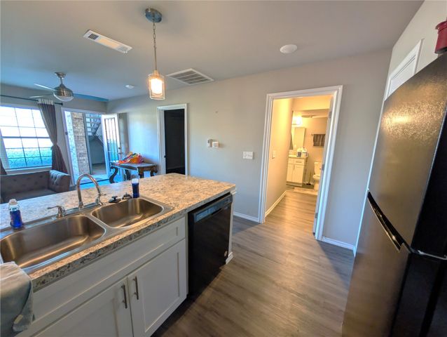 6108 Abrams Road 202, Dallas, TX 75231