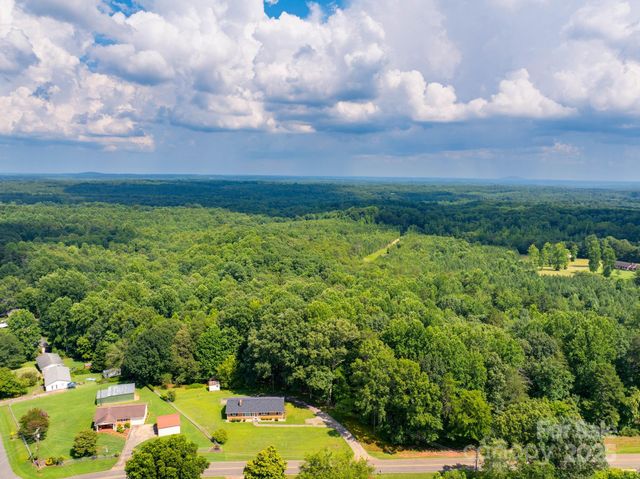 2319 Tin Mine Road, Lincolnton, NC 28092