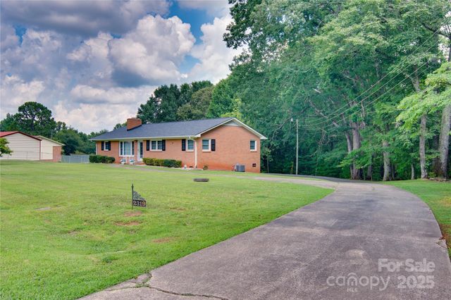 2319 Tin Mine Road, Lincolnton, NC 28092