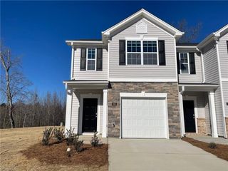 1311 Amberview Lane, Kernersville, NC 27284
