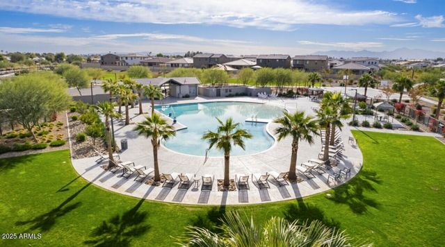 8731 W DENTON Lane, Glendale, AZ 85305