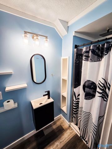 100 Hickory Drive, Muscle Shoals, AL 35661