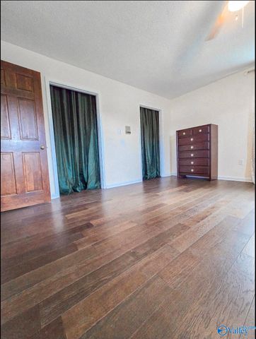 100 Hickory Drive, Muscle Shoals, AL 35661