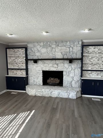 100 Hickory Drive, Muscle Shoals, AL 35661