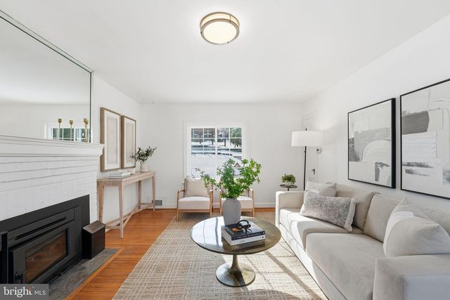 2408 SEMINARY RD, Silver Spring, MD 20910