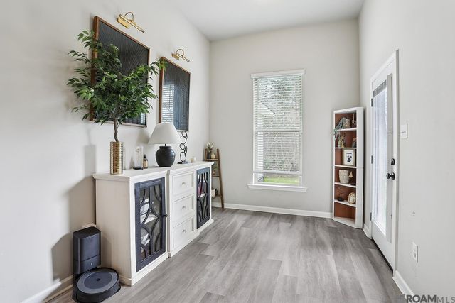 28312 Natchez Trace, Denham Springs, LA 70726