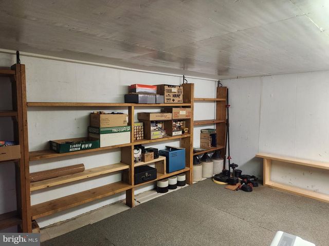 2241 SEITZ DR, Lancaster, PA 17601