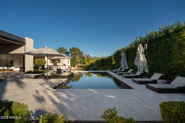 5333 E VIA LOS CABALLOS --, Paradise Valley, AZ 85253