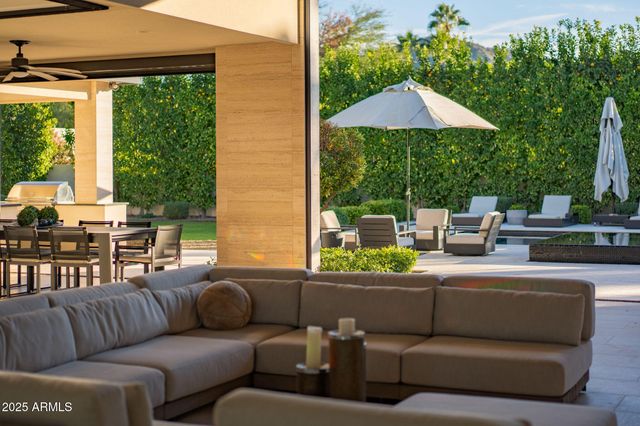 5333 E VIA LOS CABALLOS --, Paradise Valley, AZ 85253