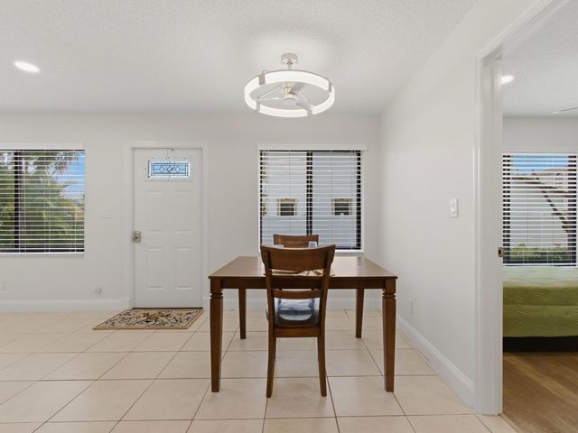 825 Dogwood Drive, Delray Beach, FL 33483