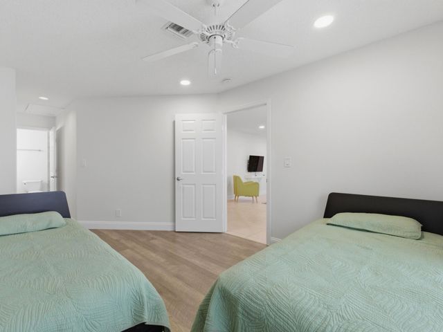 825 Dogwood Drive, Delray Beach, FL 33483