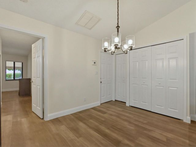 825 Dogwood Drive, Delray Beach, FL 33483