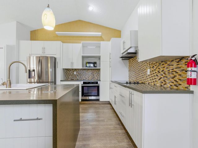 825 Dogwood Drive, Delray Beach, FL 33483