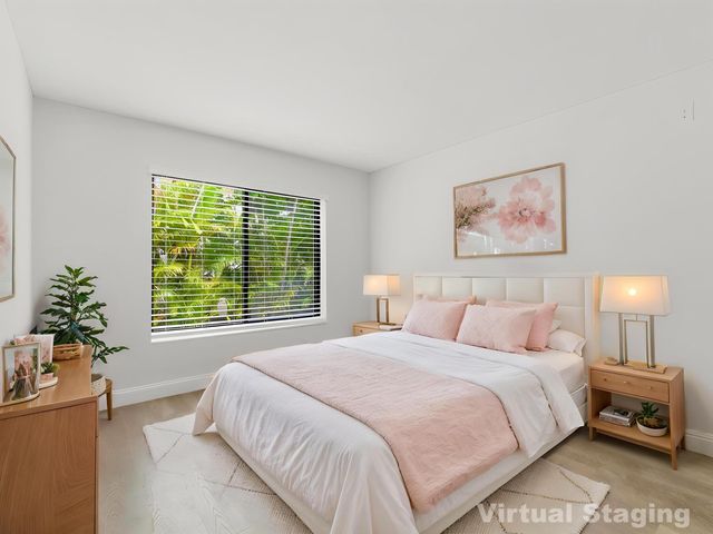 825 Dogwood Drive, Delray Beach, FL 33483