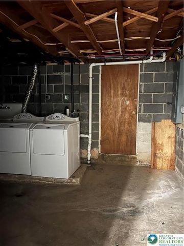 815 Fernhill Lane, Whitehall Twp, PA 18052