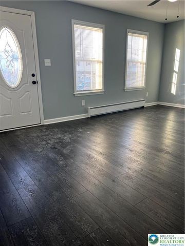 815 Fernhill Lane, Whitehall Twp, PA 18052