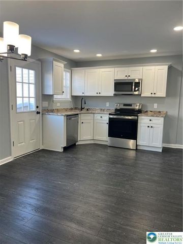 815 Fernhill Lane, Whitehall Twp, PA 18052