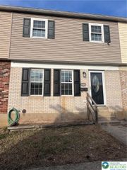 815 Fernhill Lane, Whitehall Twp, PA 18052