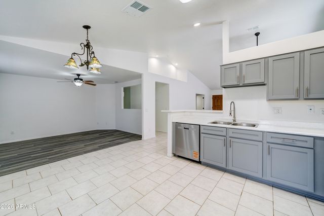 1337 W 15TH Avenue, Apache Junction, AZ 85120