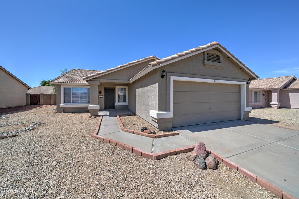 1337 W 15TH Avenue, Apache Junction, AZ 85120
