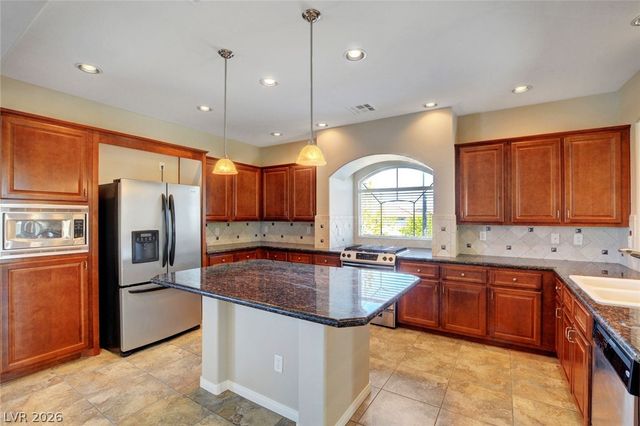 10700 Shasta Glow Court, Henderson, NV 89052