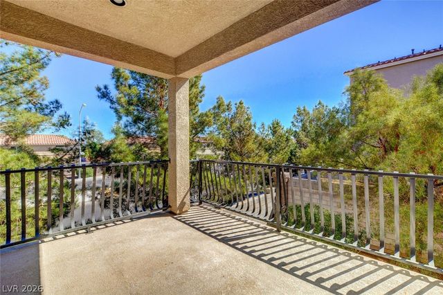 10700 Shasta Glow Court, Henderson, NV 89052