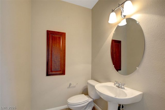 10700 Shasta Glow Court, Henderson, NV 89052