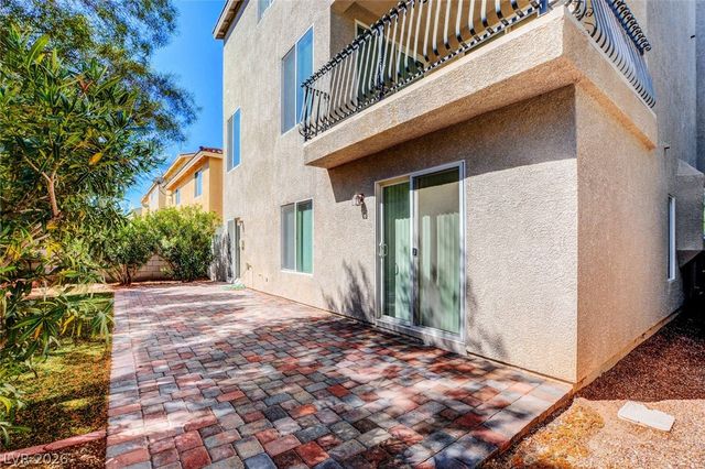 10700 Shasta Glow Court, Henderson, NV 89052