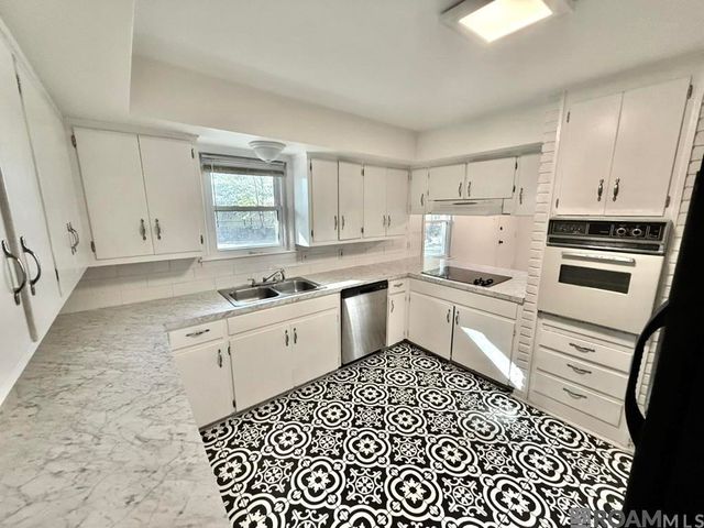 266 W Parkland Dr, Baton Rouge, LA 70806