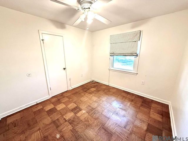 266 W Parkland Dr, Baton Rouge, LA 70806