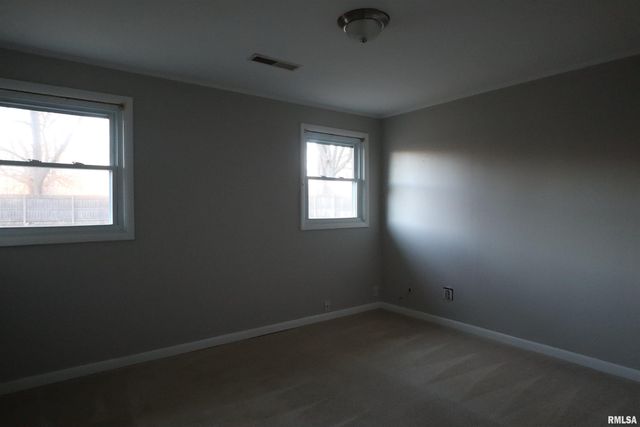 165 SHADOWAY Drive, East Peoria, IL 61611