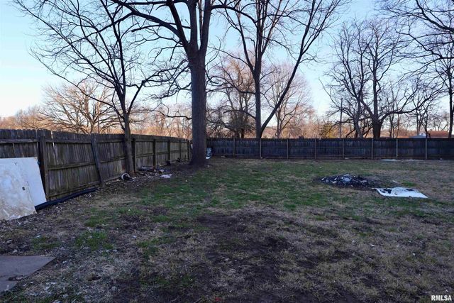 165 SHADOWAY Drive, East Peoria, IL 61611