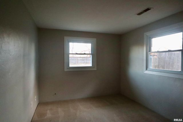 165 SHADOWAY Drive, East Peoria, IL 61611