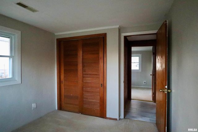 165 SHADOWAY Drive, East Peoria, IL 61611