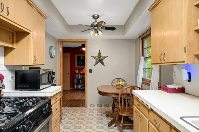 218 W Park Road, Hopkins, MN 55343