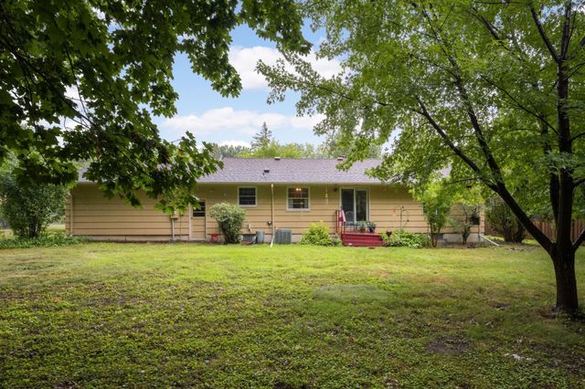 218 W Park Road, Hopkins, MN 55343